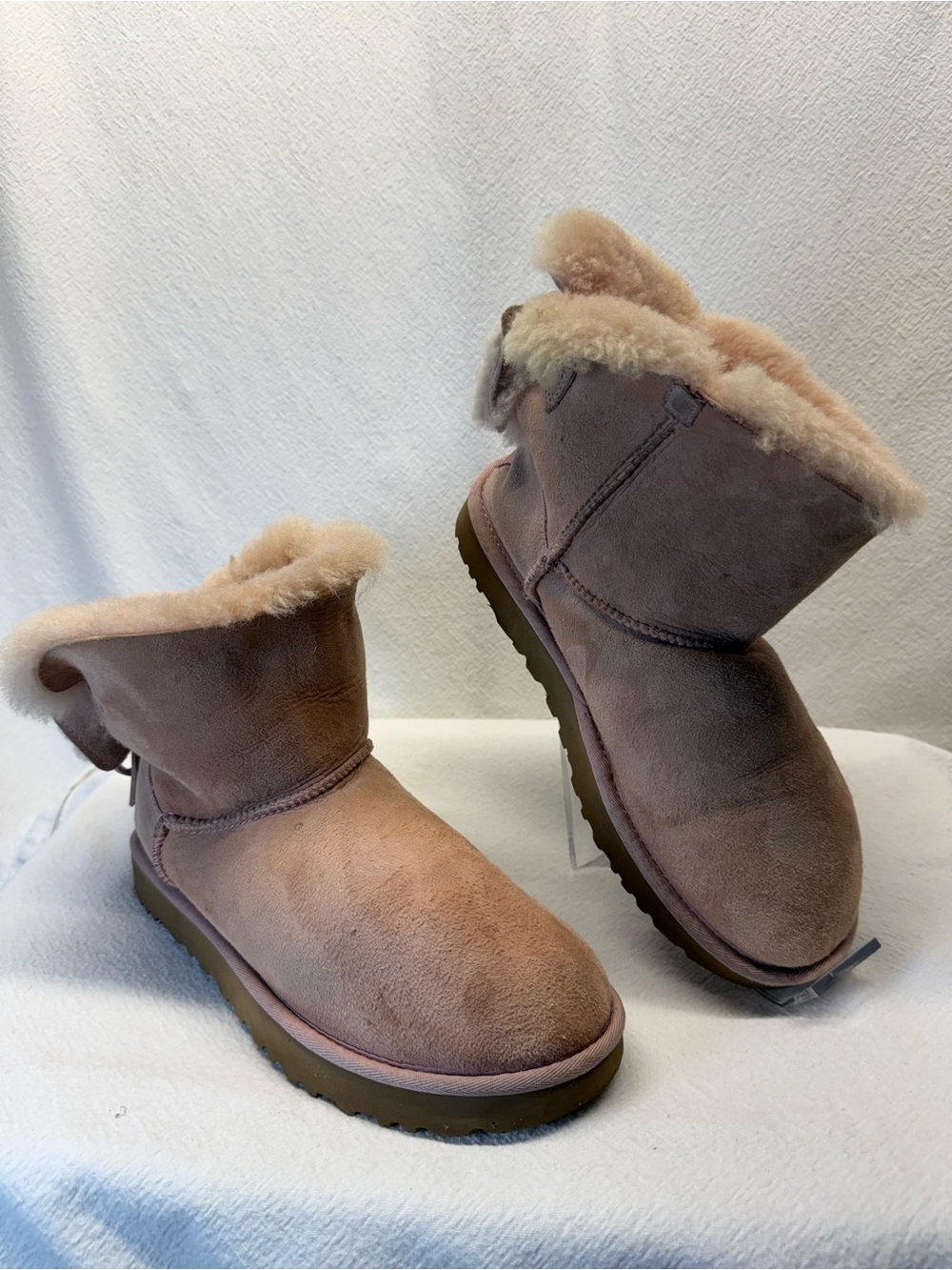 Rockstar BOHO UGG Sheila Short Shearling Boots in Blush Taupe/ Pink Feminine Bow